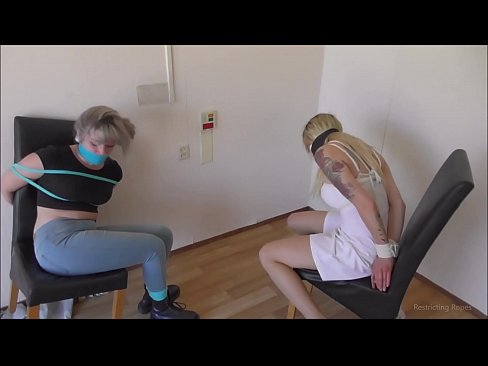 ❤️ Toksomaniulo / ligita kaj buŝoŝtopita / junulino en mizero ❤️ Nur porno ĉe eo.tubsexer-porn.ru